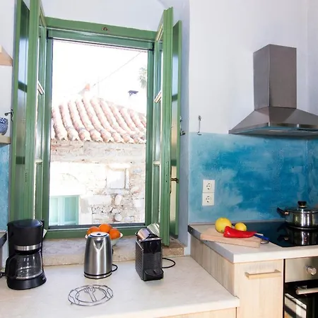 アパート Stavroulas Stone House In Rigklia, Messinia *