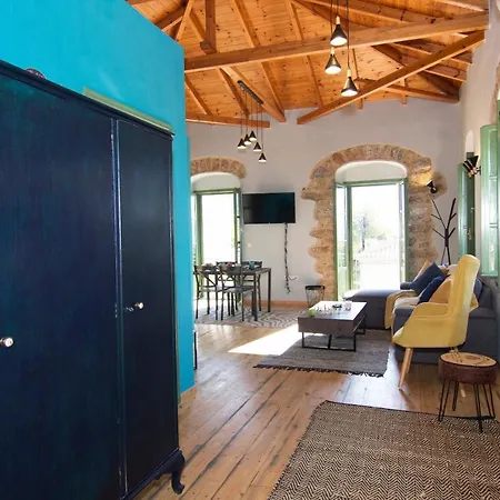 Stavroulas Stone House In Rigklia, Messinia * 리글리아