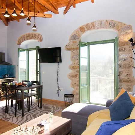 Stavroulas Stone House In Rigklia, Messinia *