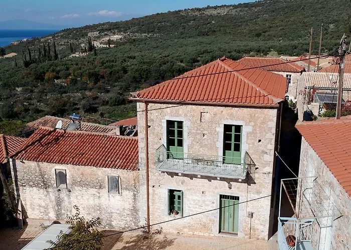 Stavroulas Stone House In Rigklia, Messinia * Riglia