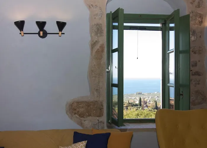 Stavroulas Stone House In Rigklia, Messinia