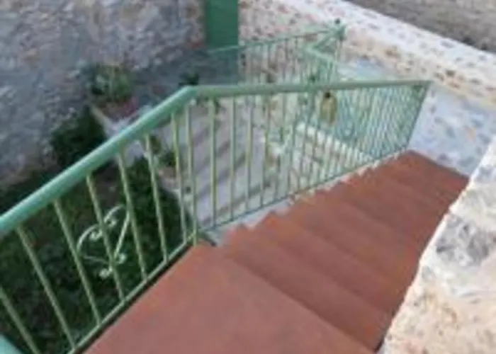 Stavroulas Stone House In Rigklia, Messinia Lejlighed